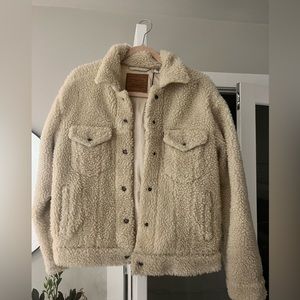 Levi’s Teddy Sherpa Jacket